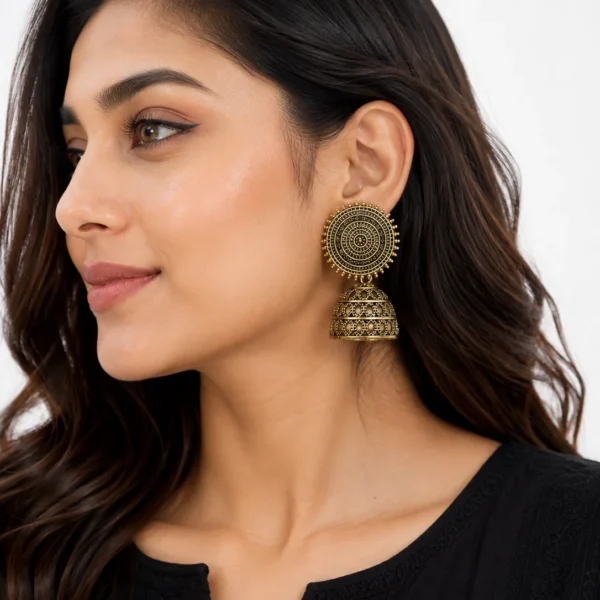 Royal Antique Jhumka Earrings for Women – Elegant Pakistani Earrings Design