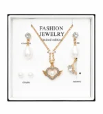 Elegant simple jewellery set for women with pearl necklace and earrings