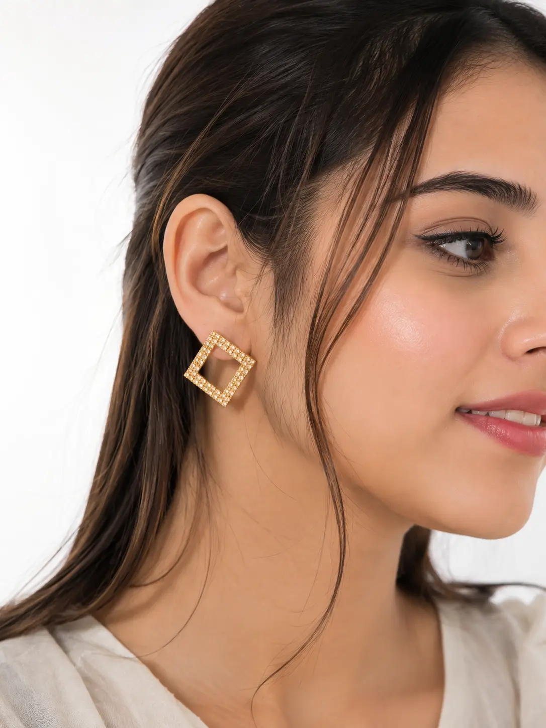 square-crystal-earrings-for-girls-front Square crystal earrings for girls with sparkling geometric design